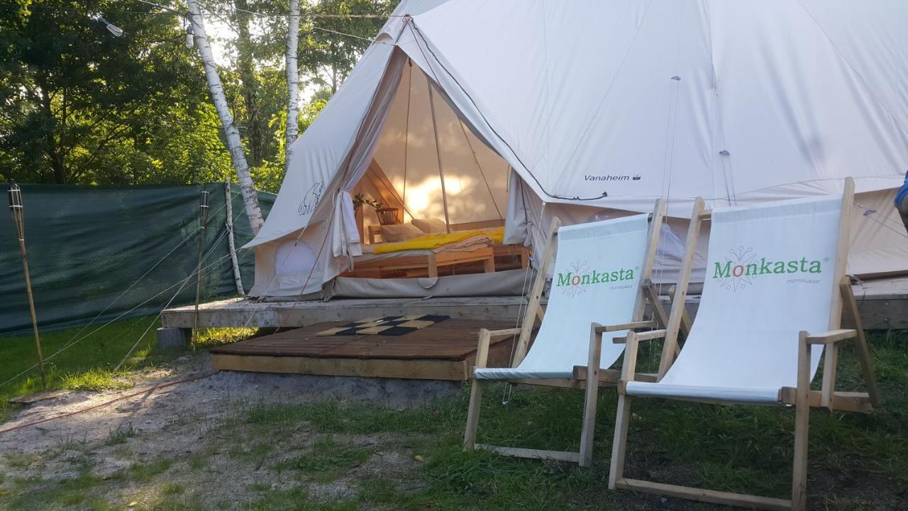 Hotel Glamping Z Alpakami à Jankowice  Extérieur photo